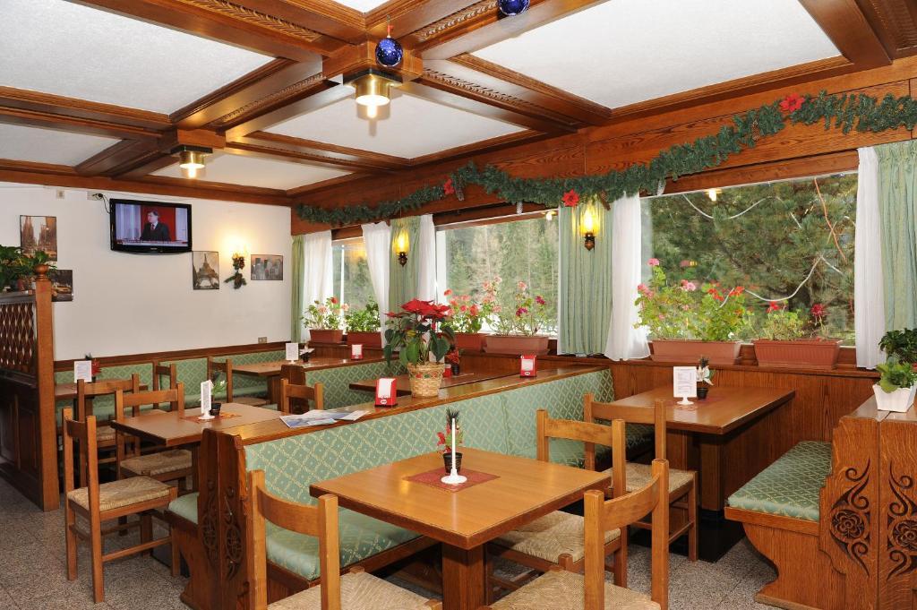 Hotel Bucaneve Moena Bilik gambar